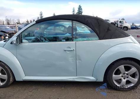 2006 Volkswagen New Beetle 2.5 from USA, damaged, VIN 3VWSF31Y86M323549
